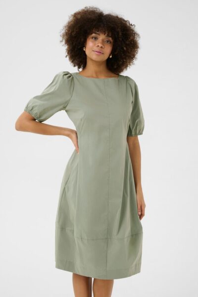Antoinett mekko