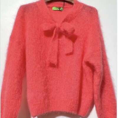 Kidmohair neule eri väreissä