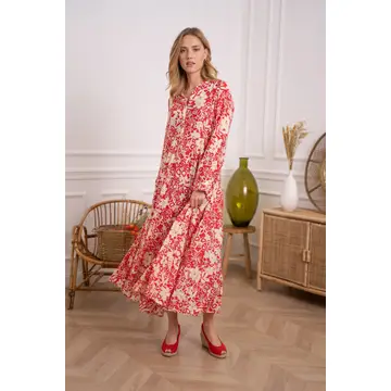 Silkkiviskoosimekko